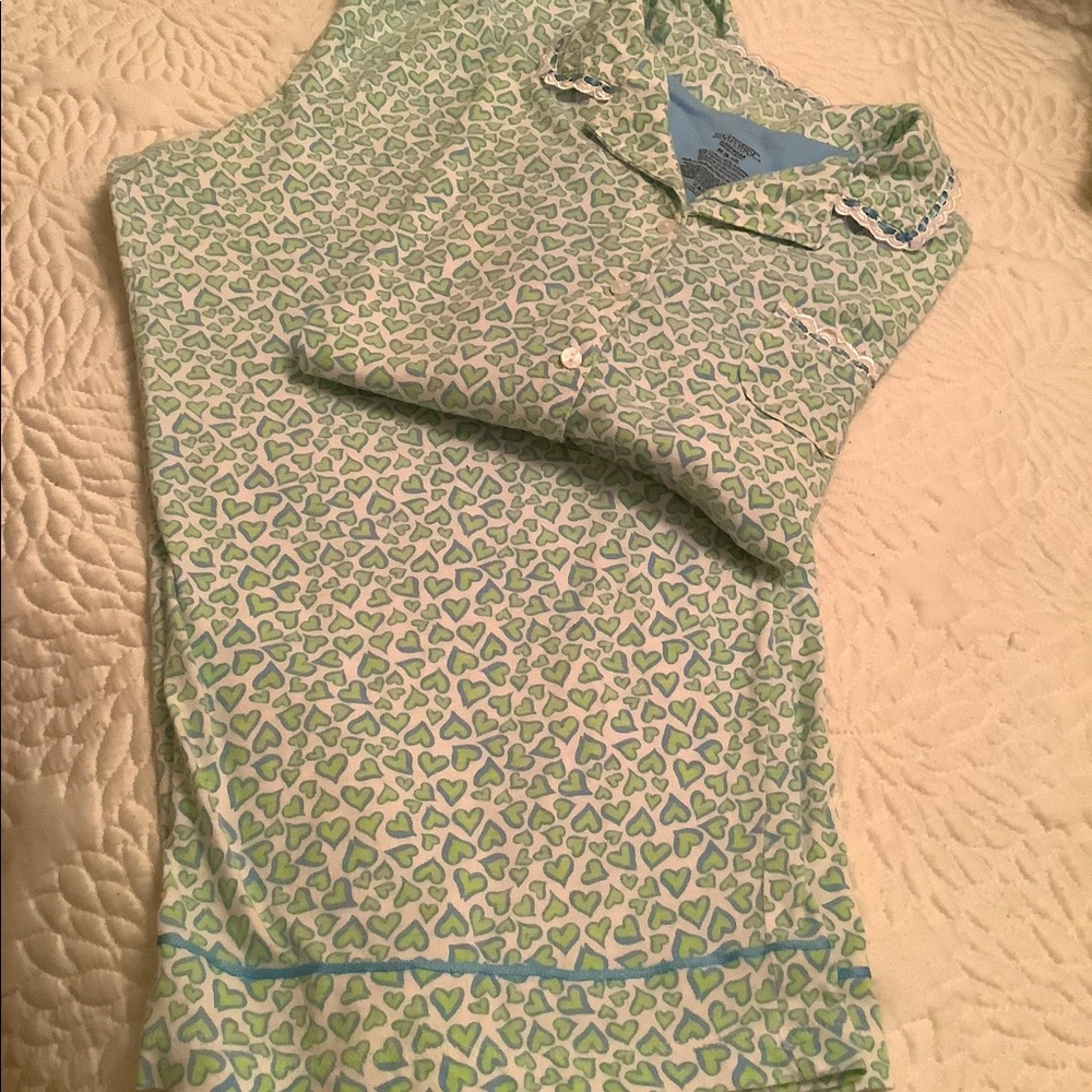 Simple biscuit two piece pajama set